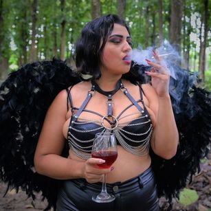 Model - KataBoswell humiliation