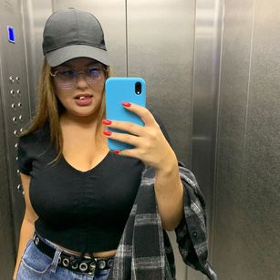 Model - Sofi Puma dirtytalk