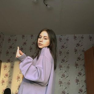 Model - BettiStoun sexy