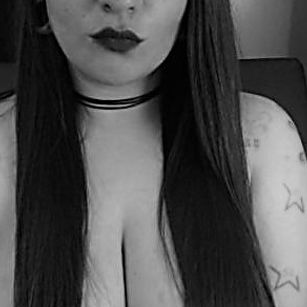 Model - Natyslutx tattoo