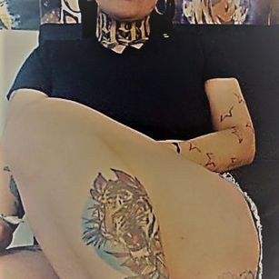 Model - Natyslutx escupir