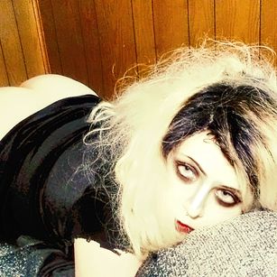 Model - Defective doll fuckdoll