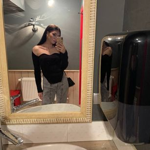 Model - Mariam_Cutie well