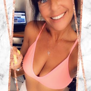 Model - PeachyPXx sexy