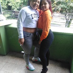 Model - clara and chanty bigass