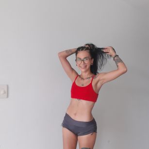 Model - victoriasquirt ass