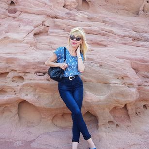 Model - NaughtySofia fetish