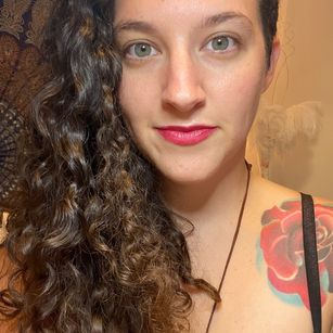 Model - Queen Rose joi