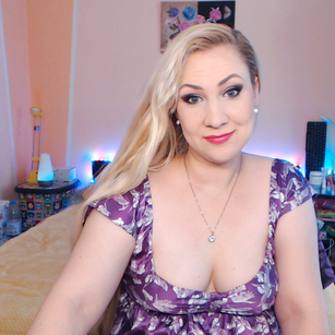 Model - Miss Lexy Gold bdsm