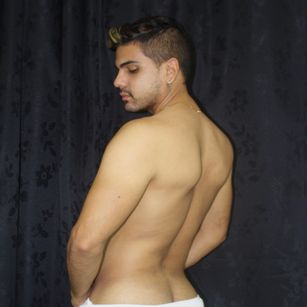 Model - jesus espinoza sexo