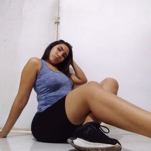 Model - Katia_pink charming