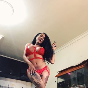 Model - Mistress-KarenLover tranny