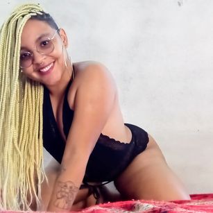 Model - Black Madonna hairy