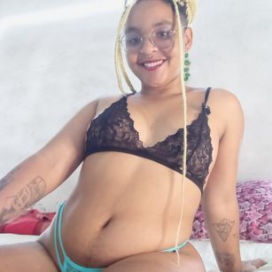 Model - Black Madonna feet