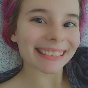 Model - Littlebunnyslut girl