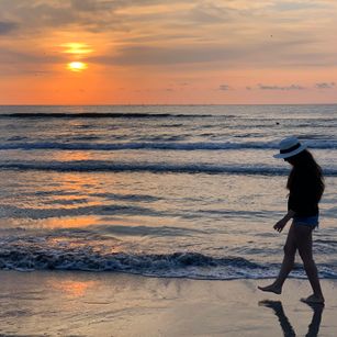 Model - Ella strapon