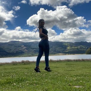 Model - Holly_Thomson perfect