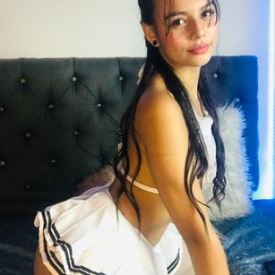 Model - SweetYeimy cum