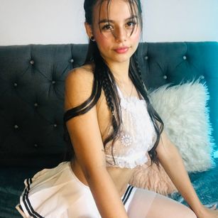 Model - SweetYeimy cute