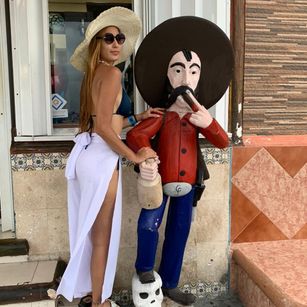 Model - Bianca Brunni blowjob