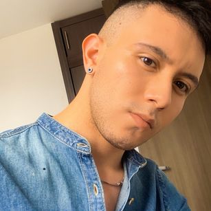 Model - Santiago Smith young