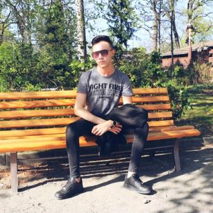 Model - Santiago Smith gay