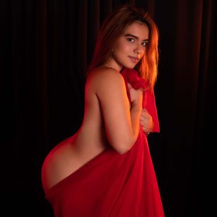 Model - Juliana cute