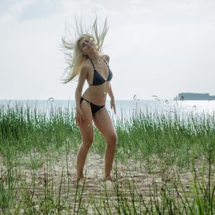 Model - LolyFire anal