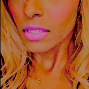 Model - EcLIPsService Sexyvoice