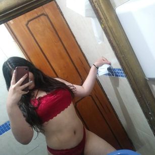 Model - Emily Peterson black