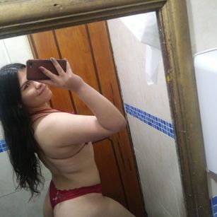 Model - Emily Peterson Hot