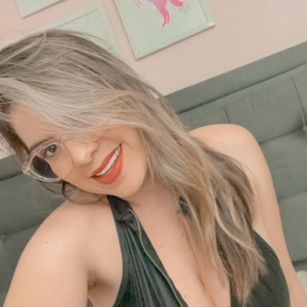 Model - Nina Parker toys