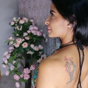 Model - Mia Garca dildo