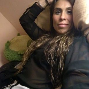 Model - SweetUrbrunette responsable