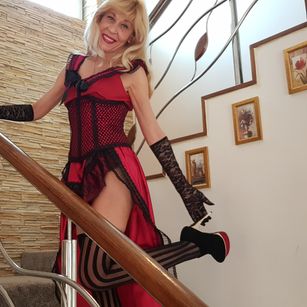 Model - NaughtySofia nylon