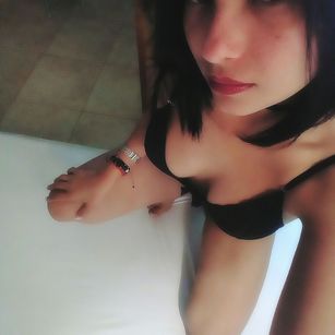 Model - Brenda Maxwell latin