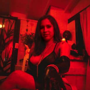 Model - Angela Demon dildo