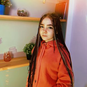 Model - Phoebe brown