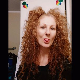 Model - Annie Body footfetish