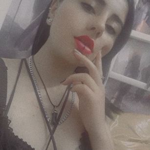 Model - Alice Rosse latina