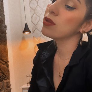 Model - Nina Parker feet