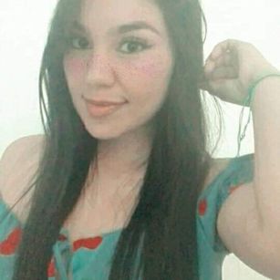 Model - Melina Tetas