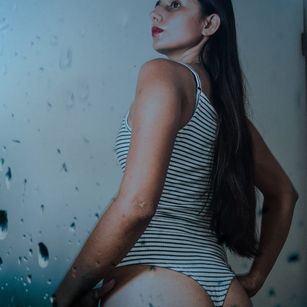 Model - valeryhoty prettypussy