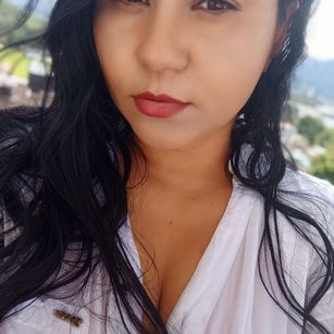 Model - MIA MICHALLE hairypussy