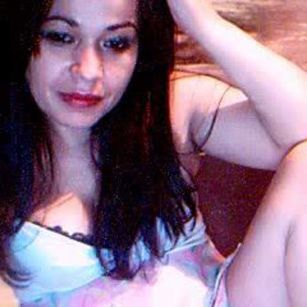 Model - MissSTEPHANIE legs