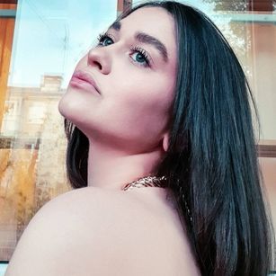 Model - tiona_too77 tits