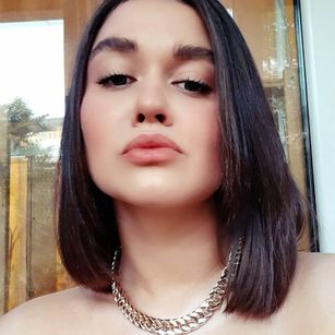 Model - tiona_too77 ass