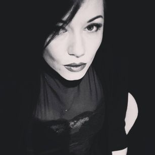 Model - Luna Rival toys