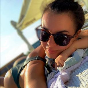 Model - BlackQueen69 heels