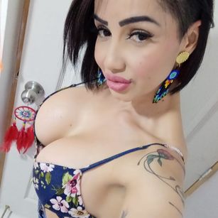 Model - Andrea Velvet sex